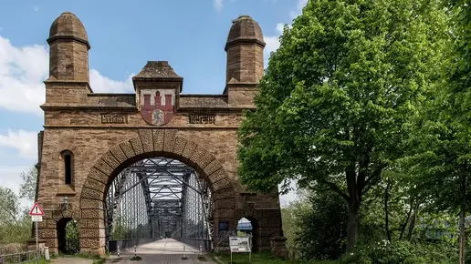 Brücke über die Süderelbe